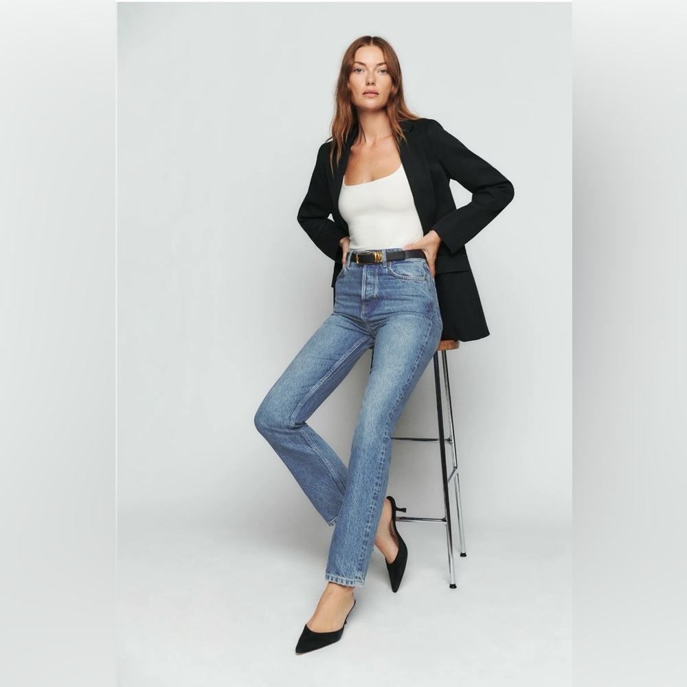 Reformation Cynthia high rise straight jeans